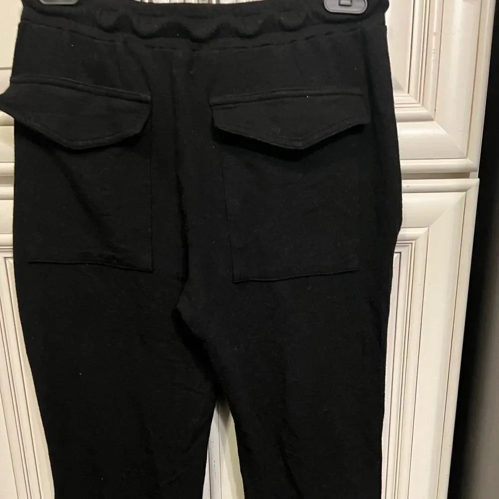 Monrow Women's Sport Joggers, Casual Fit, Side Pockets, Elastic Waistband S